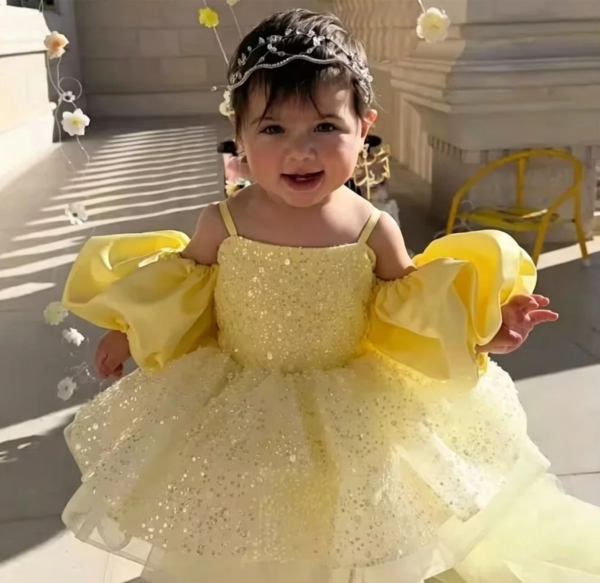 Embroidery Yellow Dress - かわいい黄色のフラワーガールドレス結婚式用スパンコールふわふわ膝丈女の赤ちゃんパーティー誕生日初聖体拝領ドレスカスタム