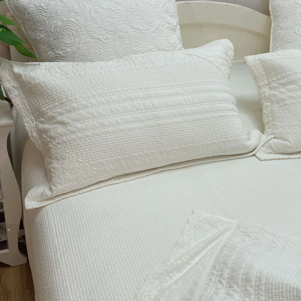 ラグジュアリー超ソフト100%コットンキルトベッドスプレッド - Embroidery Bali のレビューと価格