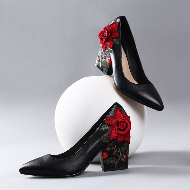 ファッションヤーン刺繍レッドローズフラワーヒールパンプス ブ - Embroidery Rose のレビューと価格